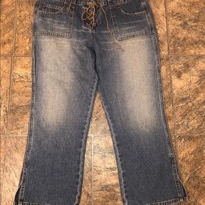 Abercrombie & Fitch vintage cropped jeans.